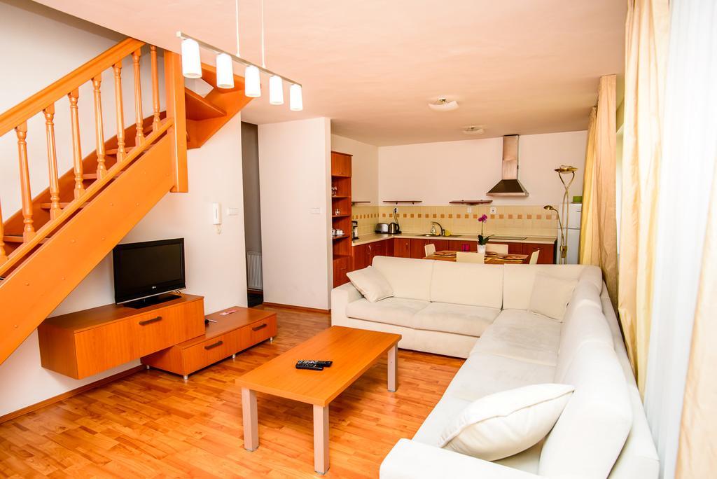 Apartment Downtown Zsolna Kültér fotó