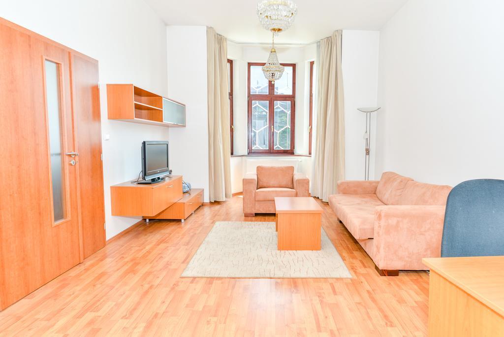 Apartment Downtown Zsolna Kültér fotó