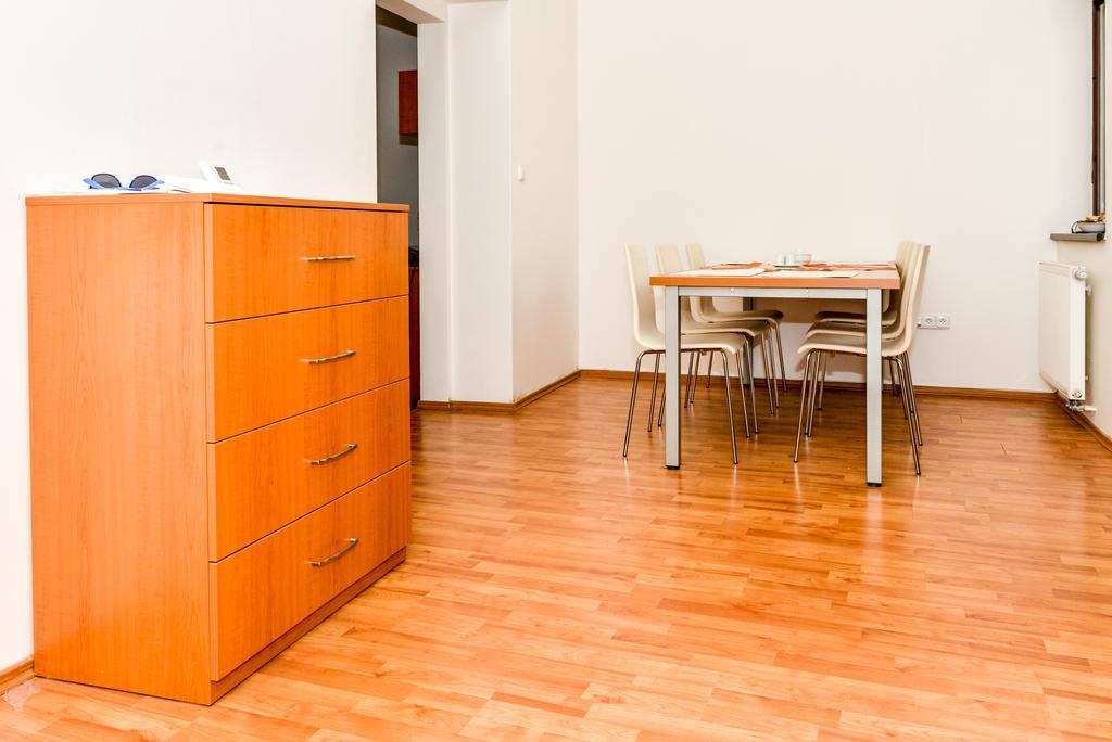 Apartment Downtown Zsolna Kültér fotó